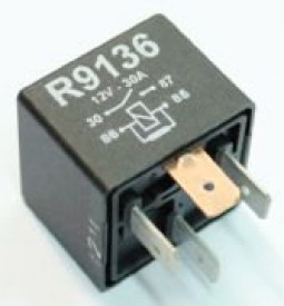 Relays/ RELAY DE ACCESORIOS VW FOX - SURAN / 12V - SIN SOPORTE RAL9136 / Maromec un Aliado para tu Comercio